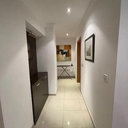 Apartamento 3br With Terrace And 1 Min To Sea