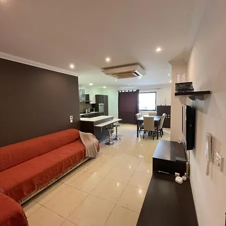 3br With Terrace And 1 Min To Sea Sliema