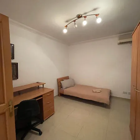 3br With Terrace And 1 Min To Sea Sliema